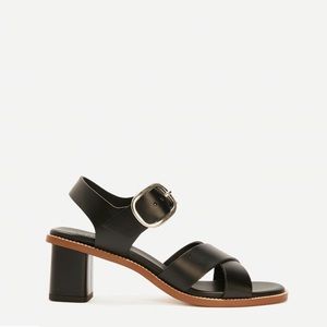 NWT Everlane Italian Leather Buckle Heel